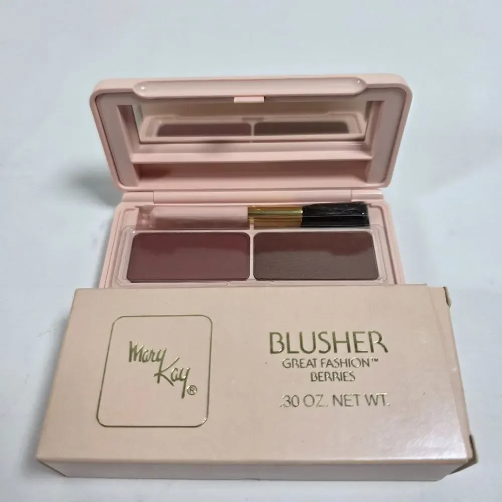 Vintage Mary Kay Blusher Great Fashion Berries .30 oz NOS New In Box Makeup